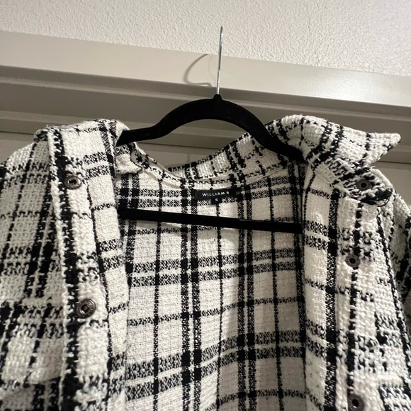 Shacket - Picture 2 of 3